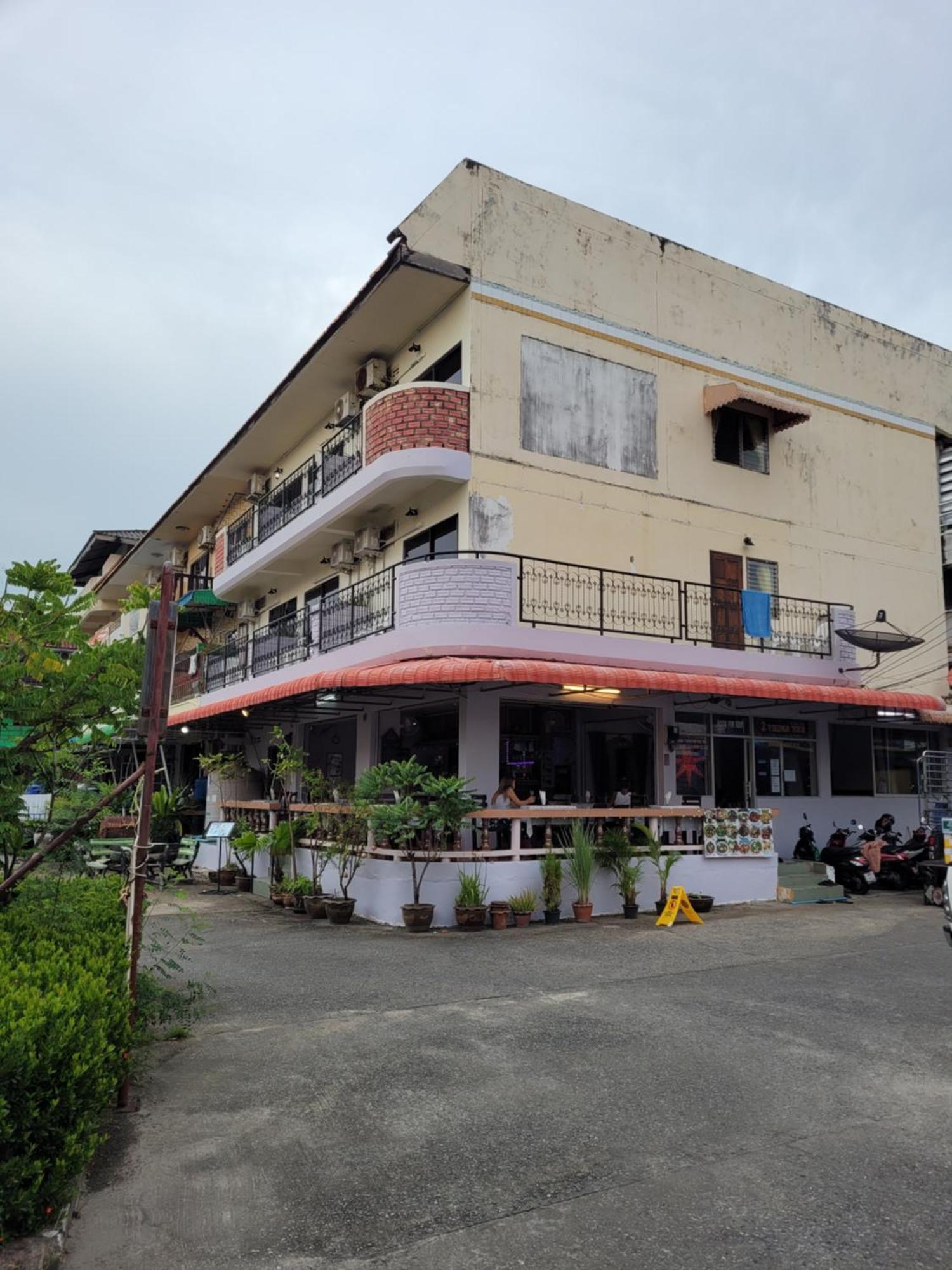 2 Vikings Guesthouse Karon Exterior photo