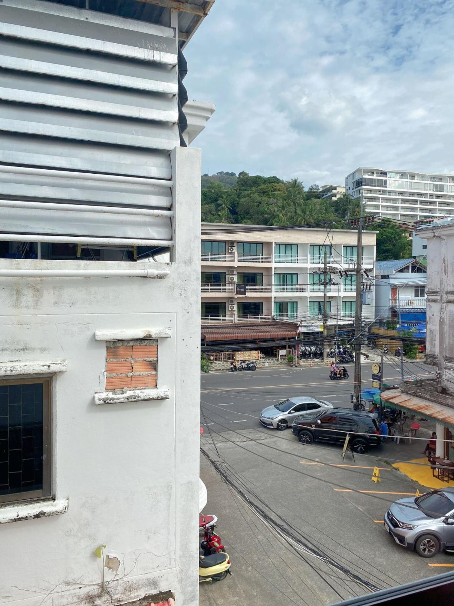 2 Vikings Guesthouse Karon Exterior photo